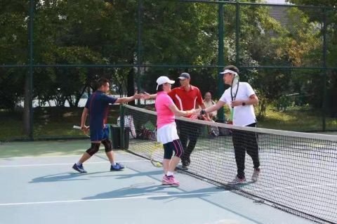 “中国体育彩票”第六届全民健身网球分组<em>对抗赛</em>举办