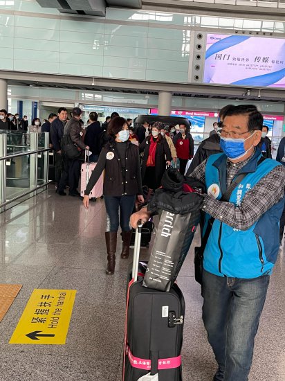 北京迎来疫情防控进入新阶段后首个台湾民众来京参访团